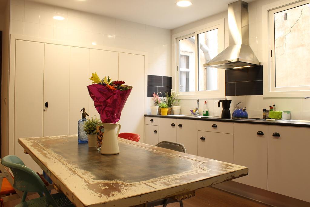 Di 185 M² Con 8 *