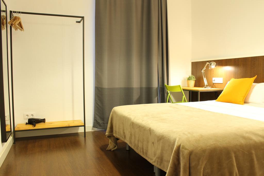 Di 185 M² Con 8 Appartamento Barcellona