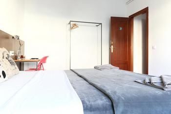 Di 185 M² Con 8 Appartamento Barcellona